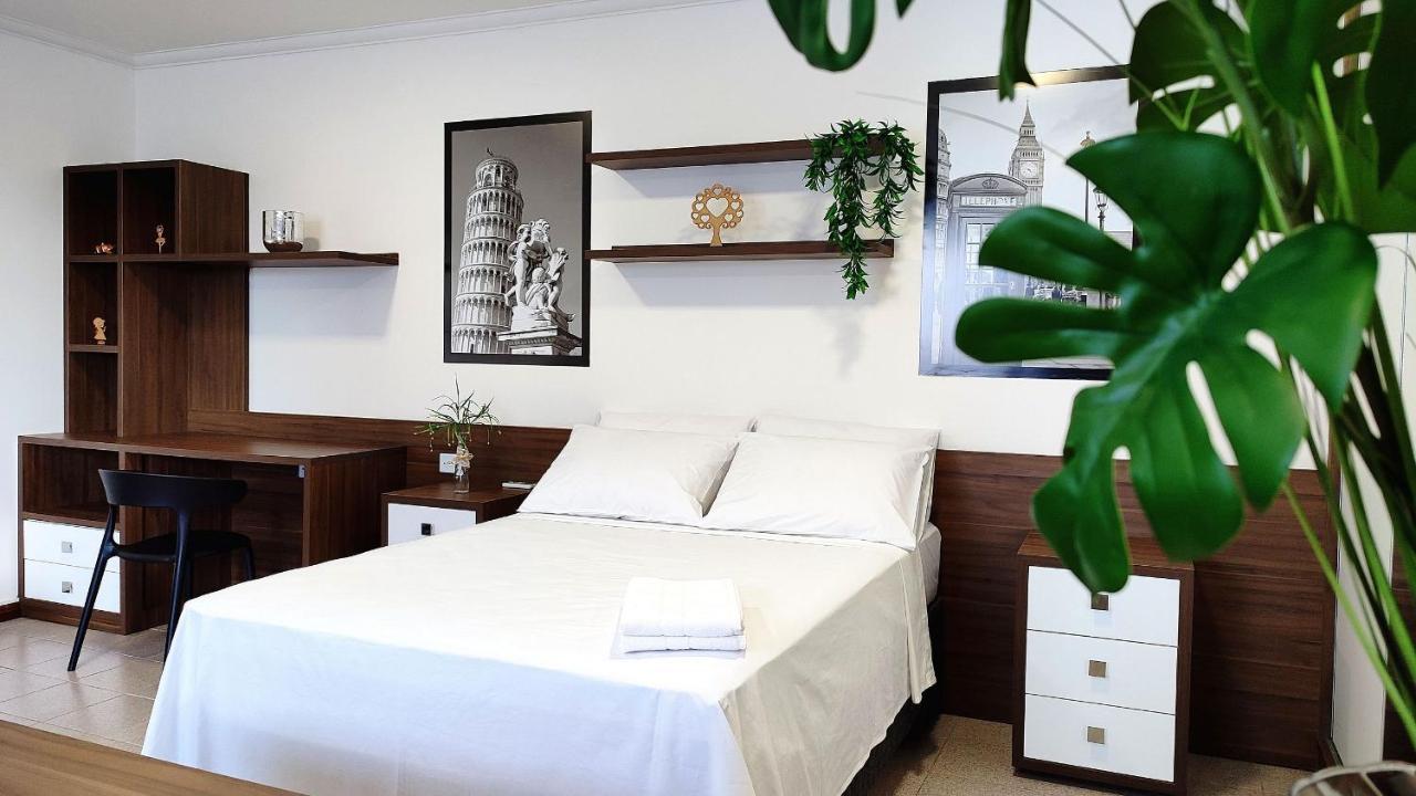 Lindos Studios Centro/Wifi/Garagem Фос-ду-Игуасу Экстерьер фото
